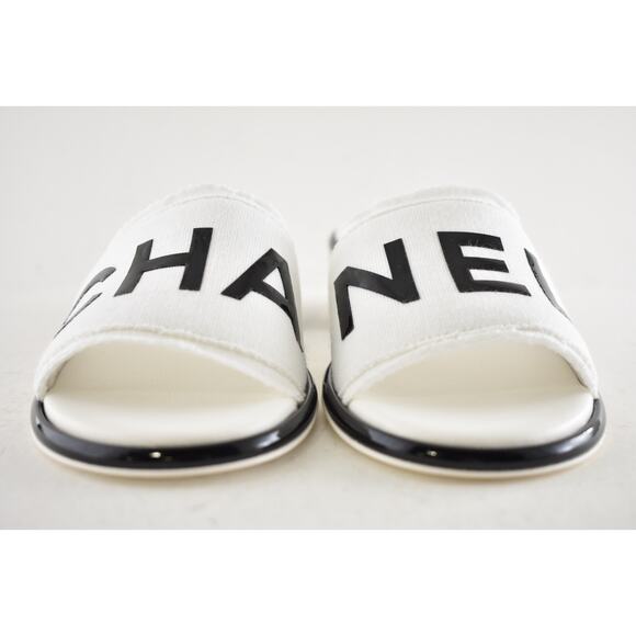 Chanel 24C White Black CHA NEL Letter Logo Mule Slide Block Heel Sandal 38.5 - Picture 8 of 16